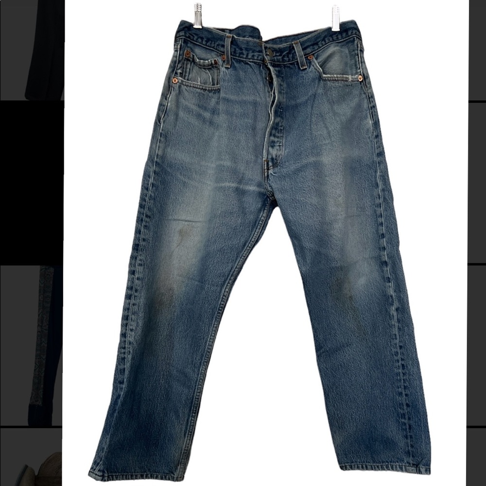 AUTHENTIC LEVI’S